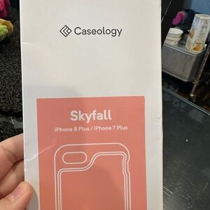 Skyfall Case for iPhone 8 Plus/iPhone 7 Plus - Clear